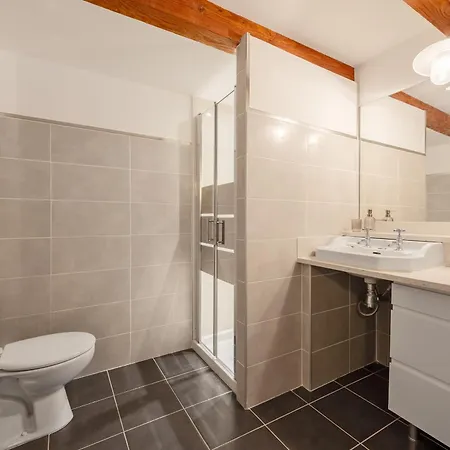 La Vieille Tronque Castelnau-de-Lévis