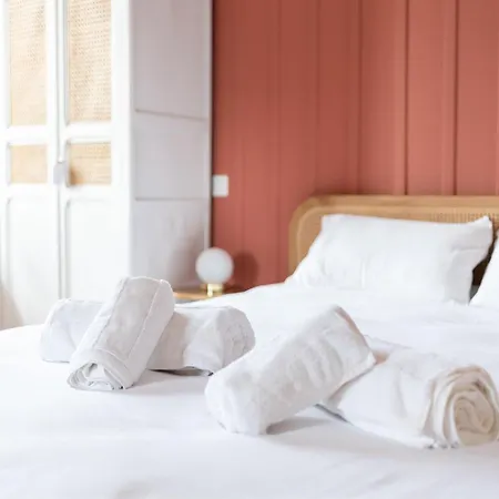 La Vieille Tronque * Castelnau-de-Lévis