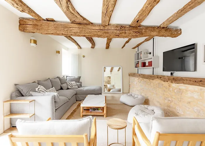 La Vieille Tronque * Castelnau-de-Lévis